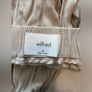 Wilfred high waisted flowy cropped paint with stretchy waist